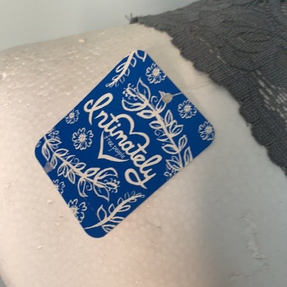 FREE PEOPLE NWT DARK GREY LACE RACERBACK BRALETTE SIZE XS - Picture 7 of 10